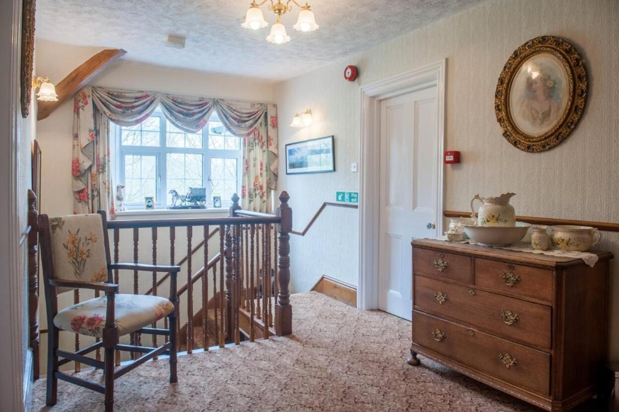 Knole Farm Bed and Breakfast Okehampton Eksteriør billede