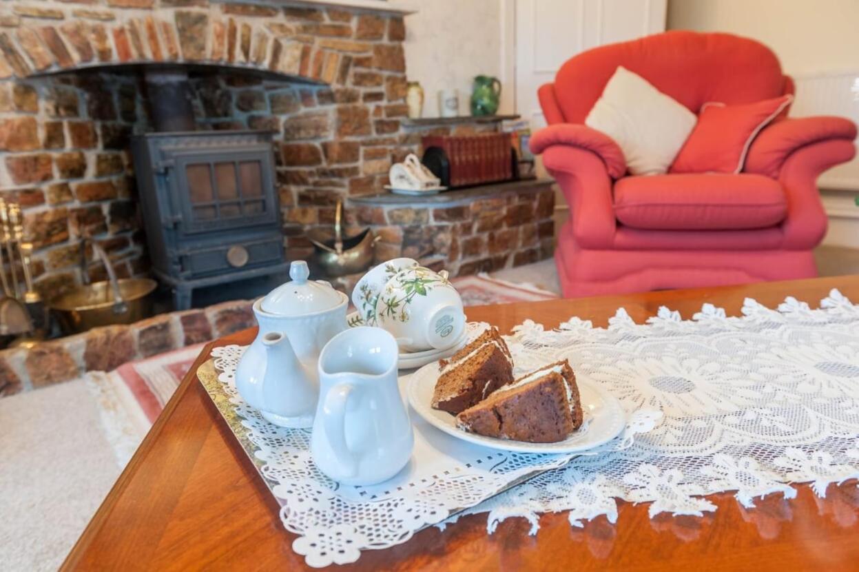Knole Farm Bed and Breakfast Okehampton Eksteriør billede