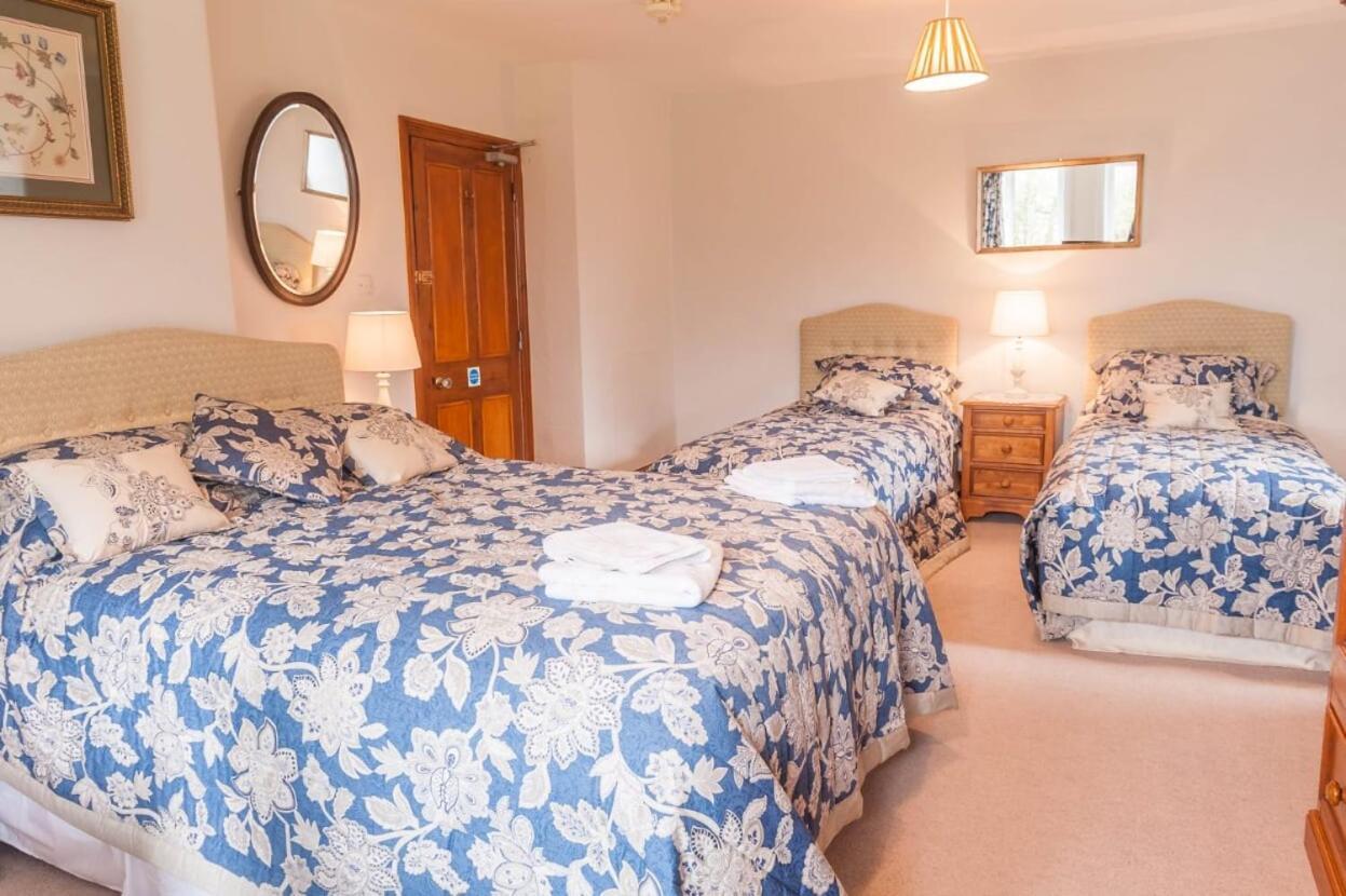 Knole Farm Bed and Breakfast Okehampton Eksteriør billede